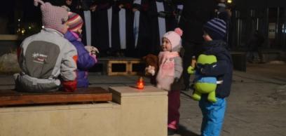 Kigyúlt a negyedik gyertya fénye