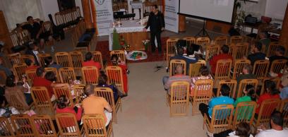 A szerető kommunikáció megélése a családban