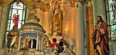 Boldogasszony-ünnep Csíksomlyón