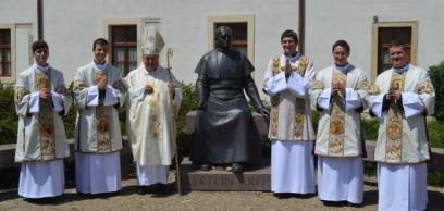 Diakónus- és papszentelés Gyulafehérváron