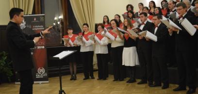 Keresztút Áron püspökkel