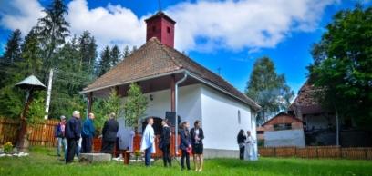 Új köntösben a homoródfürdői kápolna 