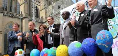 Huszonöt éve partnerek a jóban