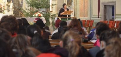 Mesehősként élni Mesehősként élni