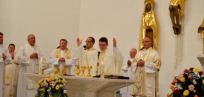 Negyedik papját „termelte ki” a Kis Szent Teréz Plébánia