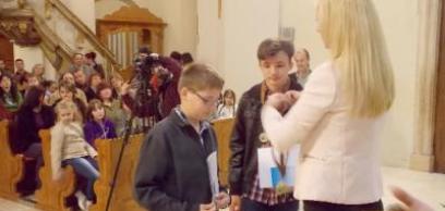 Kreatív alkotások a Mária-év jegyében