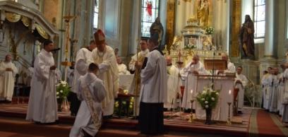 Ferences pap- és diakónusszentelés Csíksomlyón 