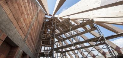 Ismét épül az istenháza Ismét épül az istenháza