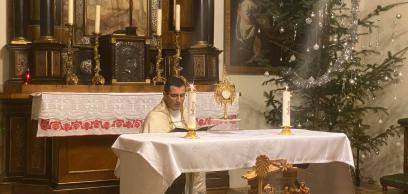 Zi de adorație perpetuă și rugăciune pentru chemări la preoție Zi de adorație perpetuă și rugăciune pentru chemări la preoție