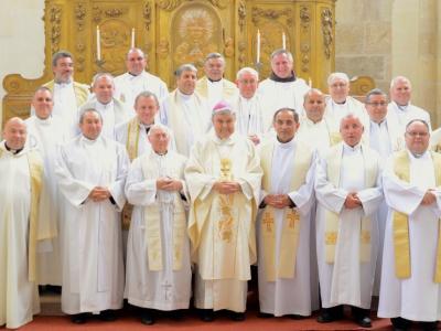 Jubiláns papok közös ünnepe Gyulafehérváron Jubiláns papok közös ünnepe Gyulafehérváron