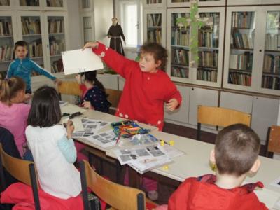 Levéltárpedagógiai nap a Gyulafehérvári Főegyházmegyei Levéltár Gyergyószentmiklósi Gyűjtőlevéltárában