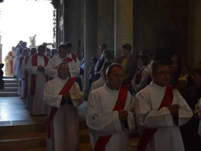 Újabb munkások az Úr szőlőjében. Papszentelés Gyulafehérváron